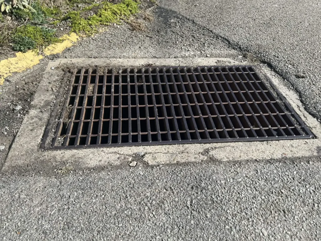 2x4 inlet grate